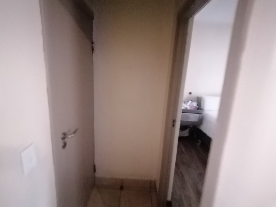 1 Bedroom Property for Sale in Sunninghill Gauteng