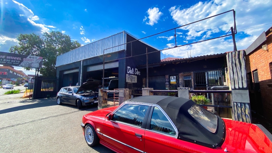  Bedroom Property for Sale in Brixton Gauteng