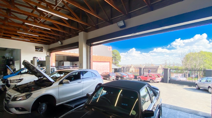  Bedroom Property for Sale in Brixton Gauteng
