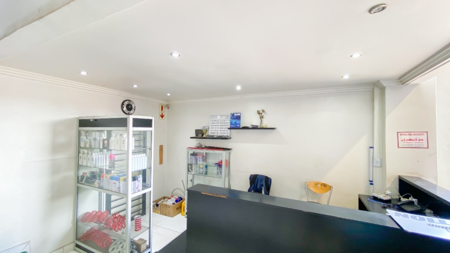  Bedroom Property for Sale in Brixton Gauteng