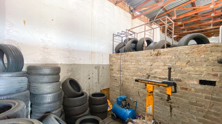  Bedroom Property for Sale in Brixton Gauteng