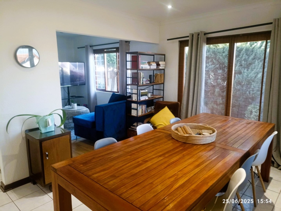 2 Bedroom Property for Sale in Bromhof Gauteng