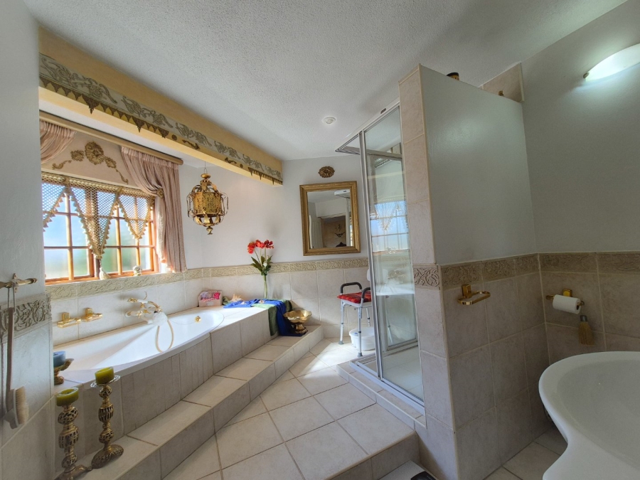 3 Bedroom Property for Sale in Vanderbijlpark SW 5 Gauteng