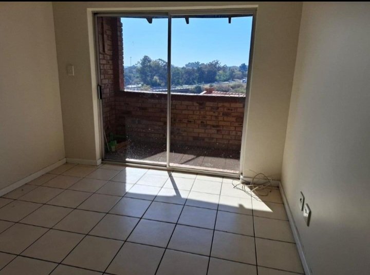 2 Bedroom Property for Sale in Zwartkop Gauteng