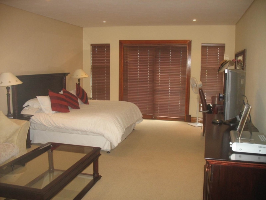 To Let 5 Bedroom Property for Rent in Morningside Gauteng