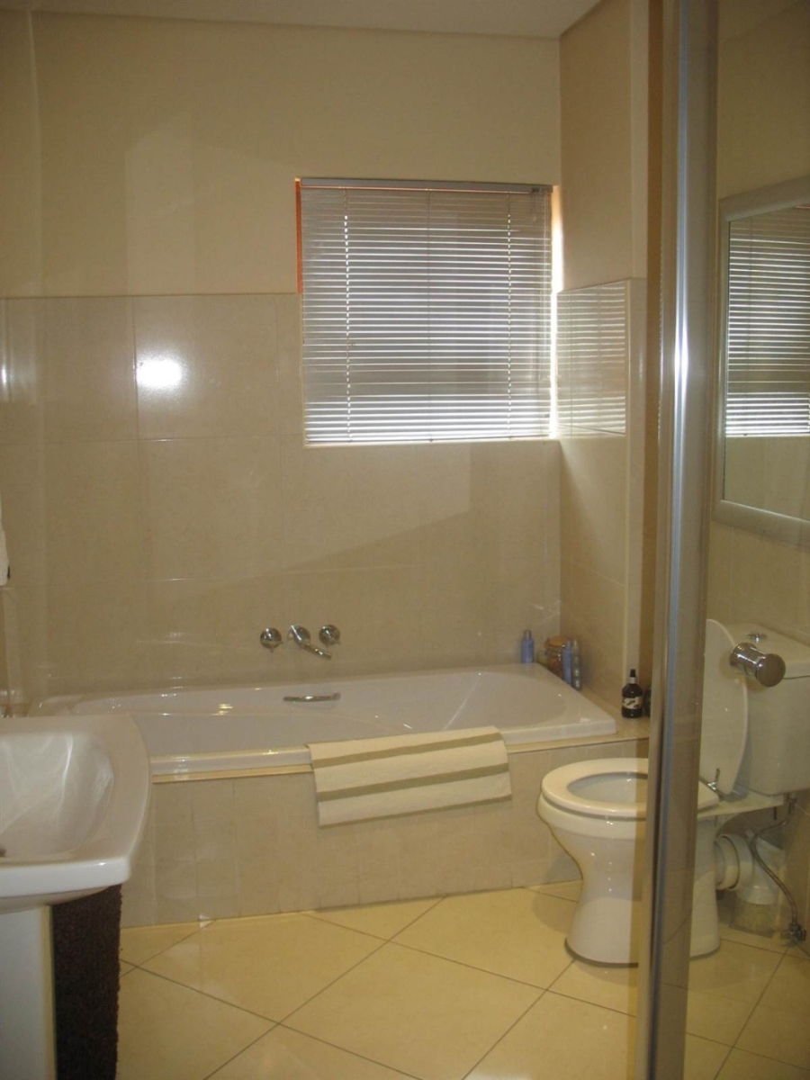 To Let 5 Bedroom Property for Rent in Morningside Gauteng