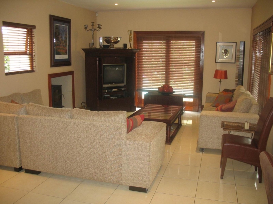 To Let 5 Bedroom Property for Rent in Morningside Gauteng