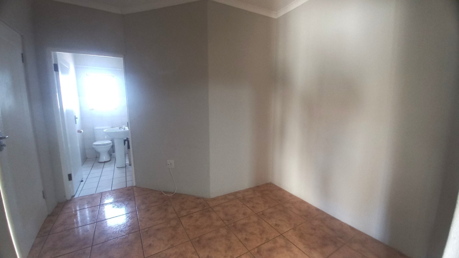 To Let 3 Bedroom Property for Rent in Moreleta Park Gauteng