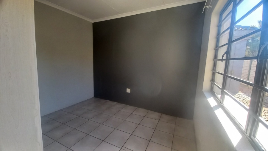 To Let 3 Bedroom Property for Rent in Moreleta Park Gauteng