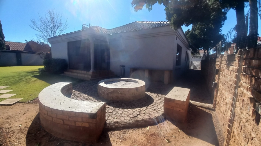 To Let 3 Bedroom Property for Rent in Moreleta Park Gauteng