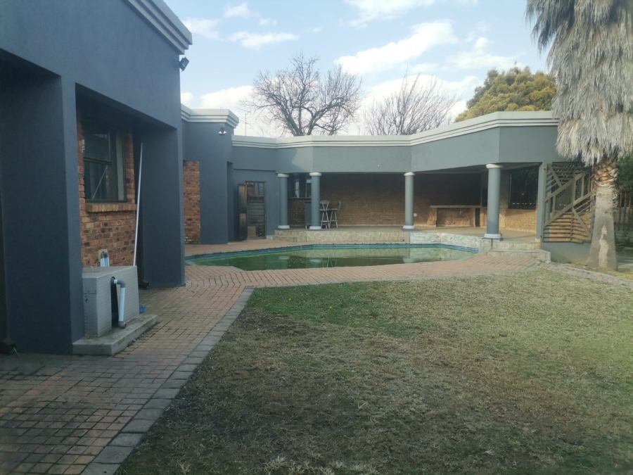 4 Bedroom Property for Sale in Sunward Park Gauteng