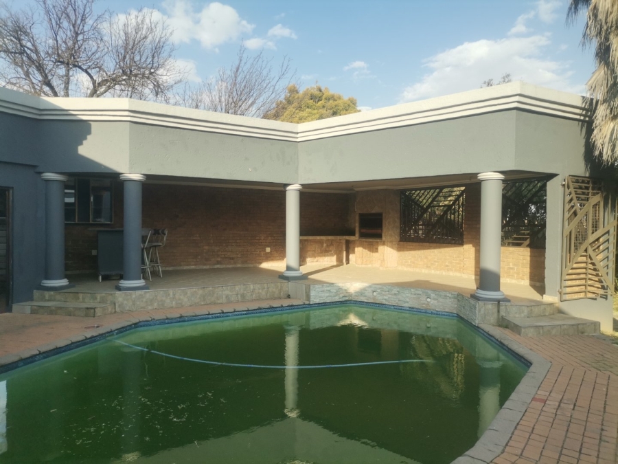 4 Bedroom Property for Sale in Sunward Park Gauteng