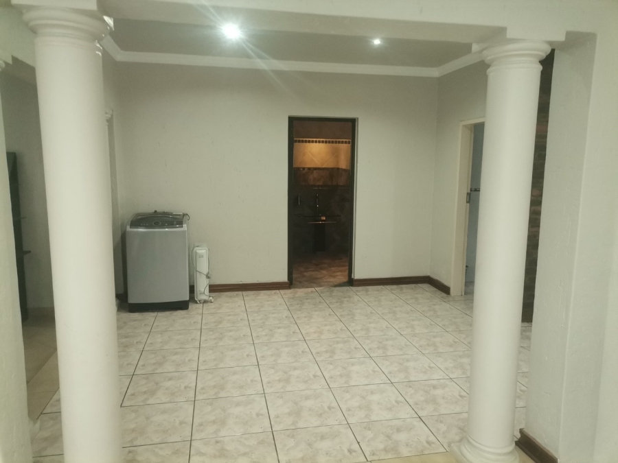 4 Bedroom Property for Sale in Sunward Park Gauteng