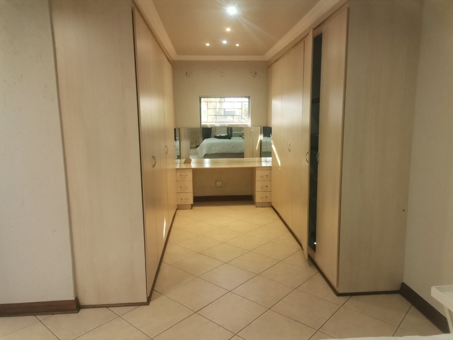 4 Bedroom Property for Sale in Sunward Park Gauteng