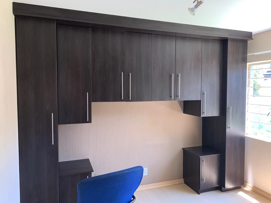 To Let 2 Bedroom Property for Rent in Northwold Gauteng