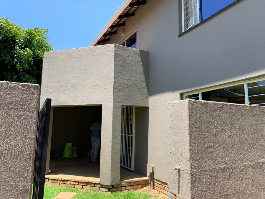 To Let 2 Bedroom Property for Rent in Northwold Gauteng