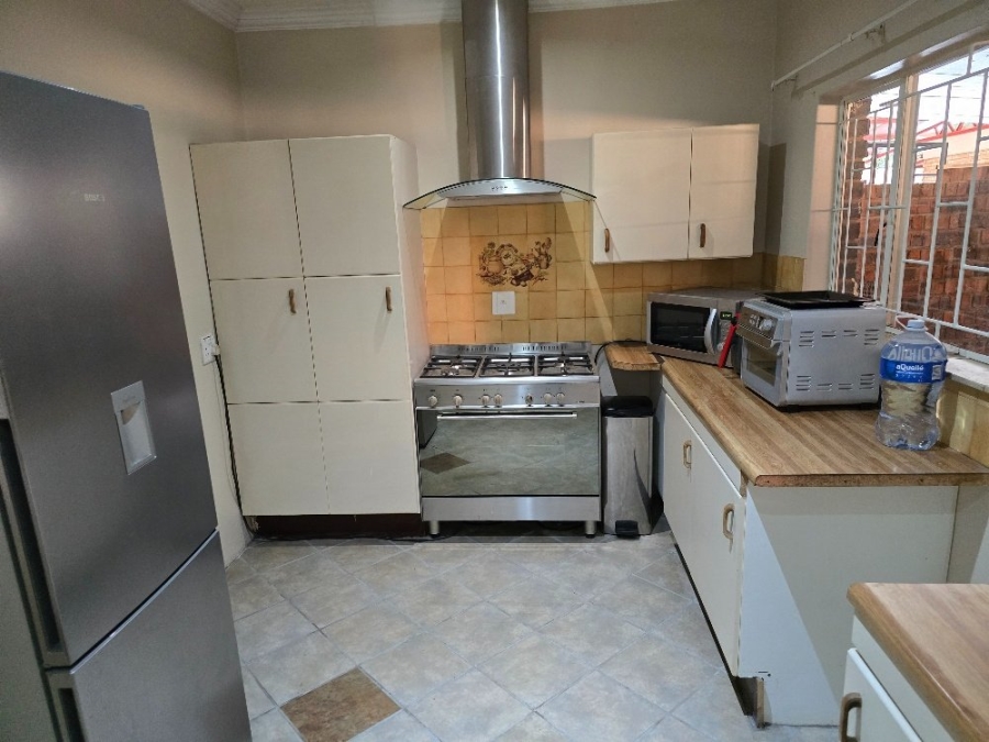 4 Bedroom Property for Sale in Sinoville Gauteng
