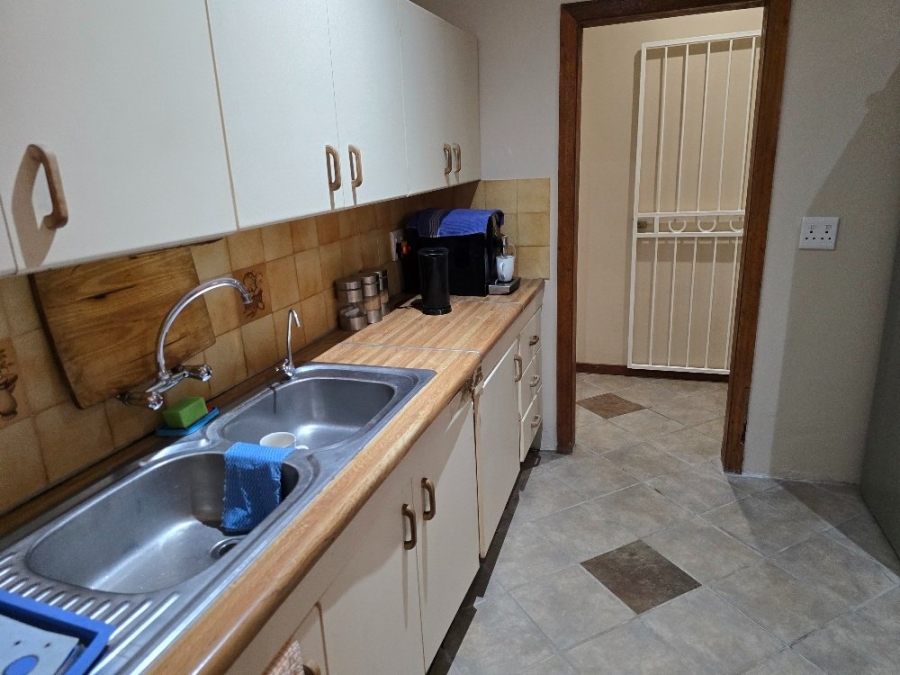 4 Bedroom Property for Sale in Sinoville Gauteng