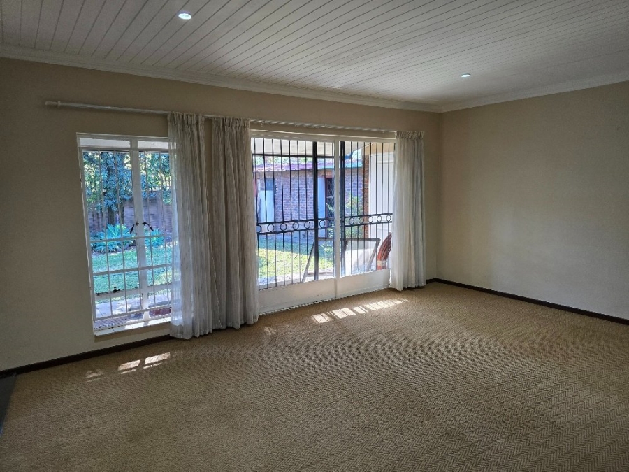 4 Bedroom Property for Sale in Sinoville Gauteng
