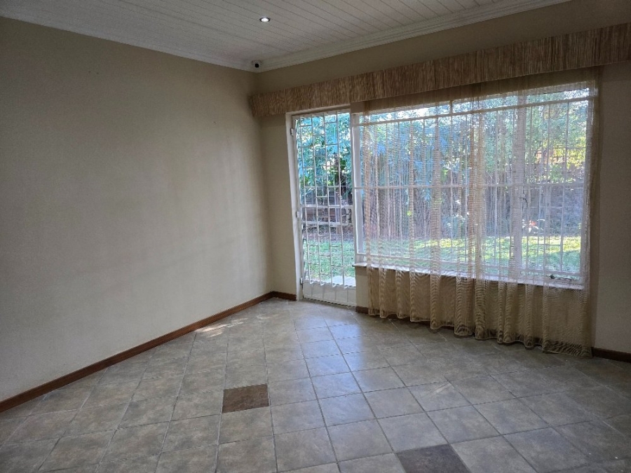 4 Bedroom Property for Sale in Sinoville Gauteng