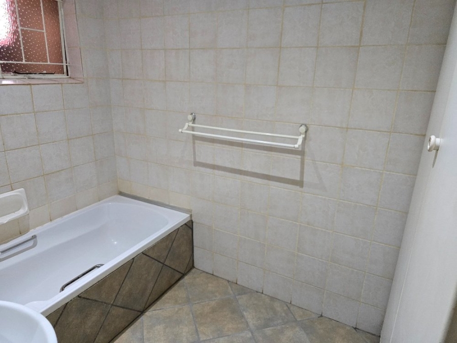 4 Bedroom Property for Sale in Sinoville Gauteng