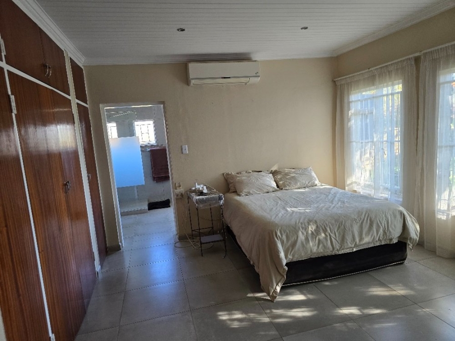 4 Bedroom Property for Sale in Sinoville Gauteng