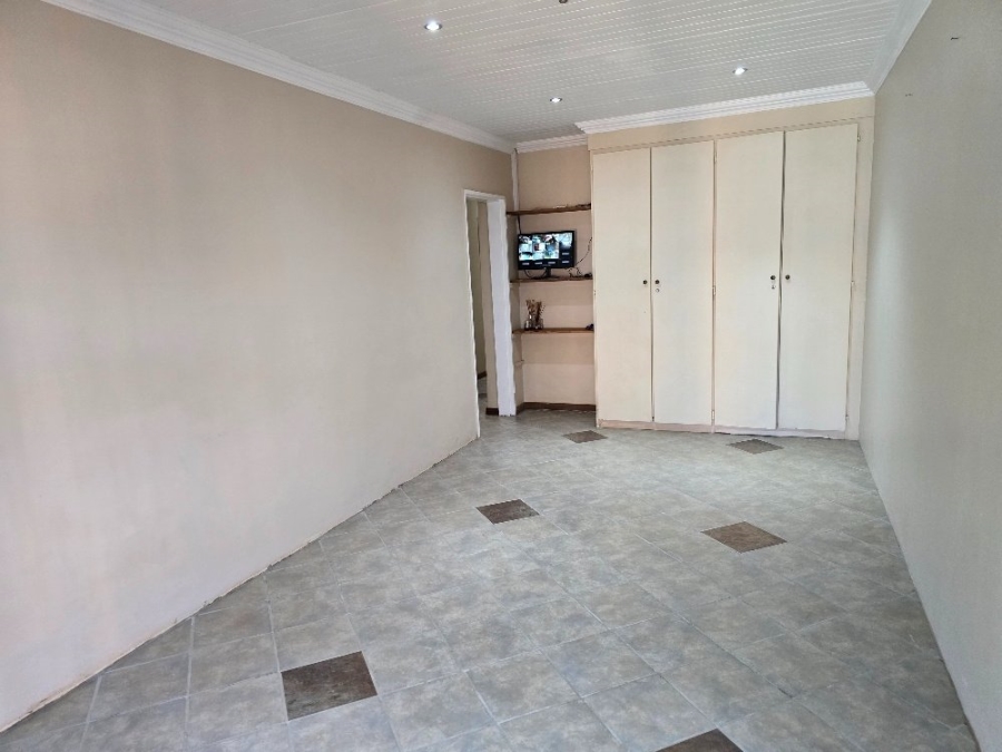 4 Bedroom Property for Sale in Sinoville Gauteng