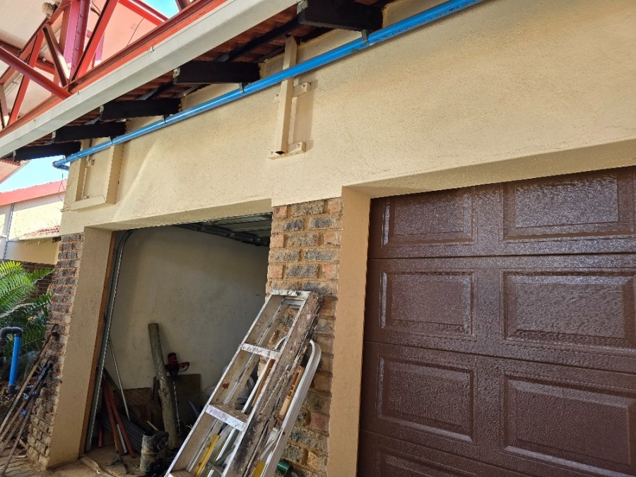 4 Bedroom Property for Sale in Sinoville Gauteng