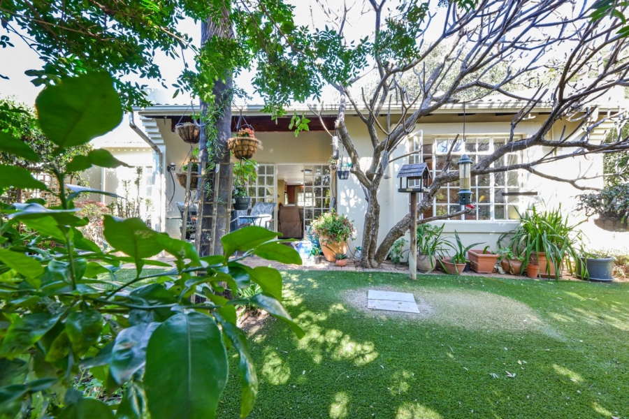 2 Bedroom Property for Sale in Magaliessig Gauteng