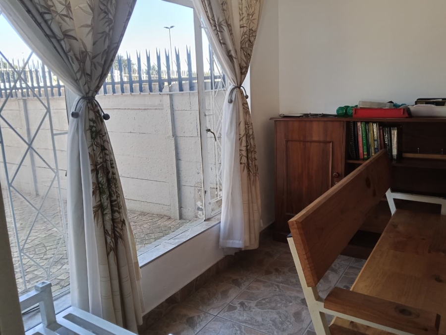 3 Bedroom Property for Sale in Homelake Gauteng