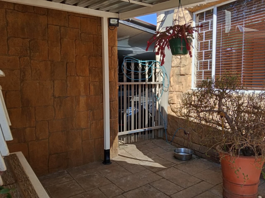 3 Bedroom Property for Sale in Homelake Gauteng