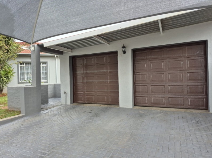 4 Bedroom Property for Sale in Sunnyridge Gauteng
