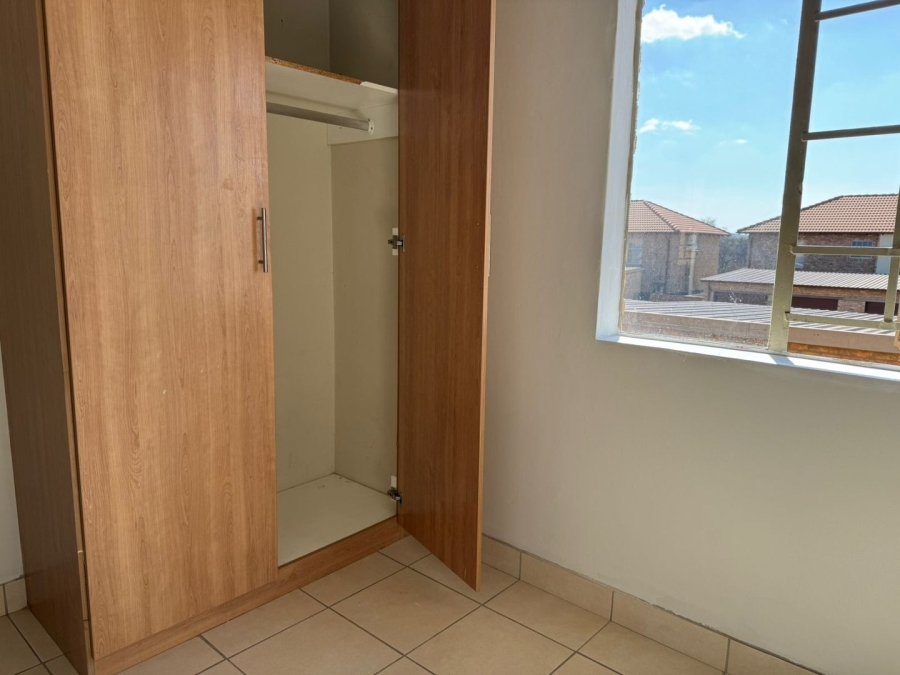 3 Bedroom Property for Sale in Annlin Gauteng
