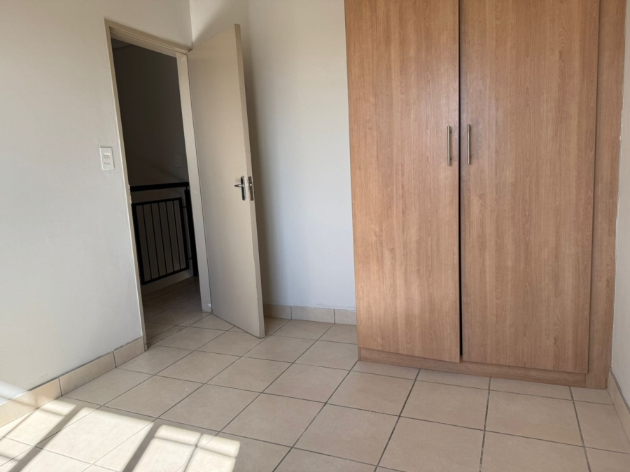 3 Bedroom Property for Sale in Annlin Gauteng