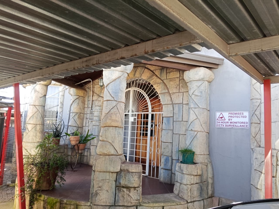  Bedroom Property for Sale in Homelake Gauteng