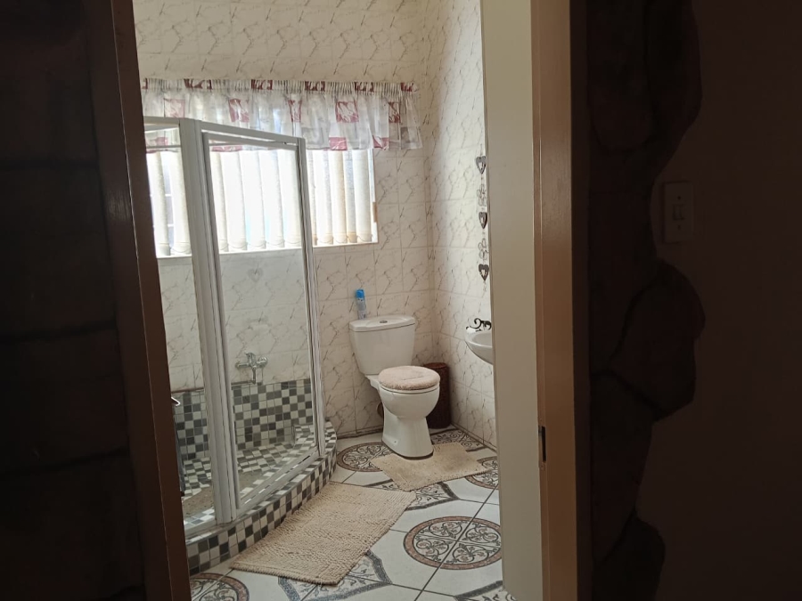  Bedroom Property for Sale in Homelake Gauteng