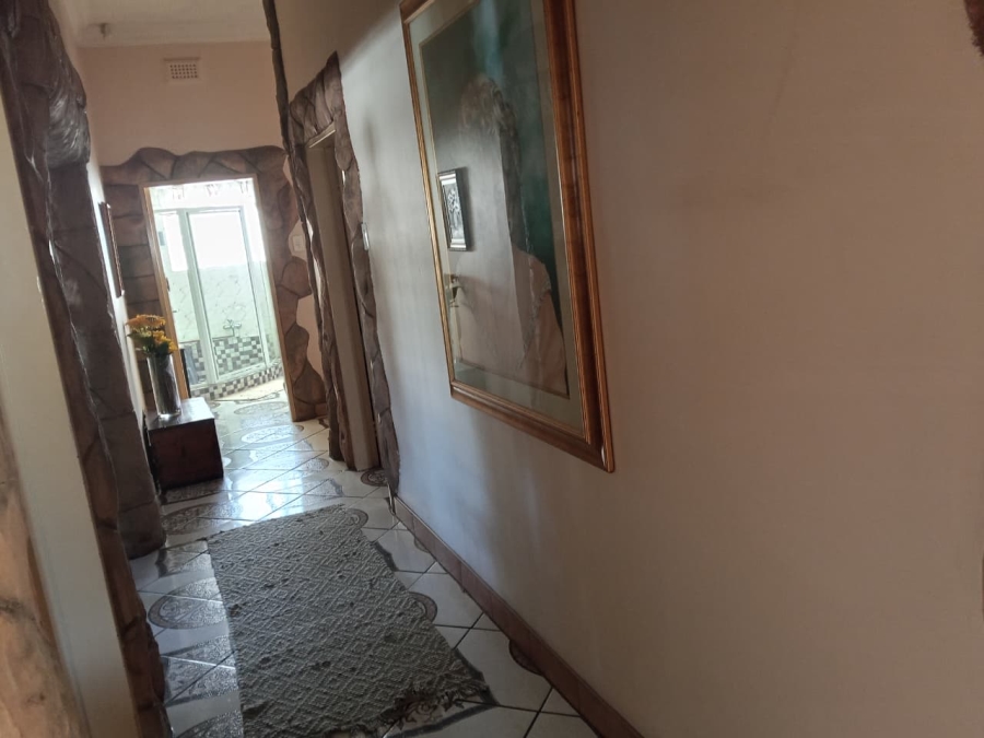  Bedroom Property for Sale in Homelake Gauteng