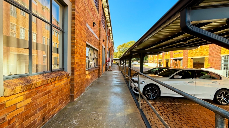 4 Bedroom Property for Sale in Braamfontein Werf Gauteng
