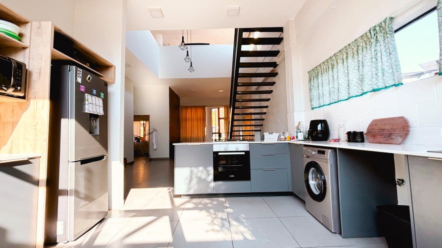 4 Bedroom Property for Sale in Braamfontein Werf Gauteng