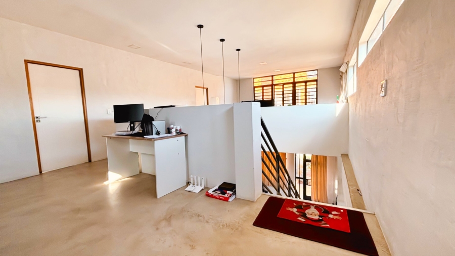 4 Bedroom Property for Sale in Braamfontein Werf Gauteng