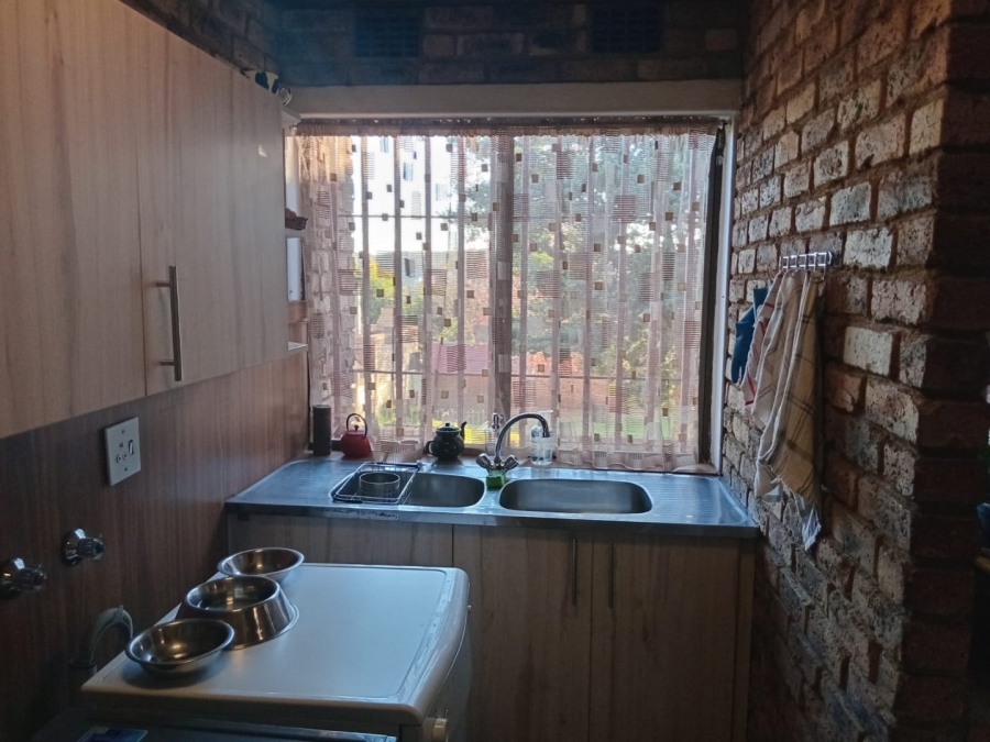3 Bedroom Property for Sale in Mulbarton Gauteng