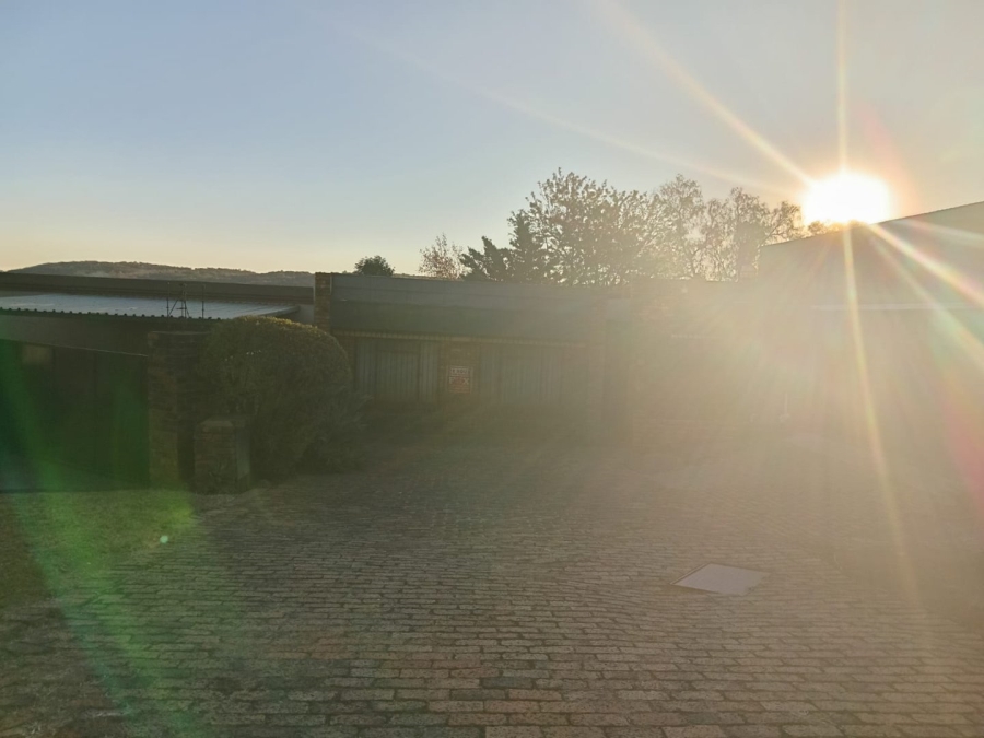 3 Bedroom Property for Sale in Mulbarton Gauteng