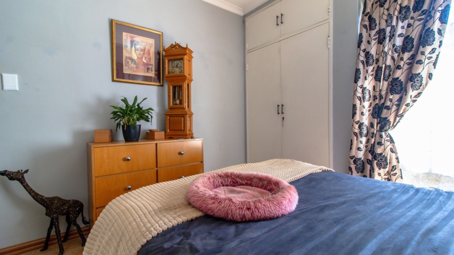 3 Bedroom Property for Sale in Mulbarton Gauteng