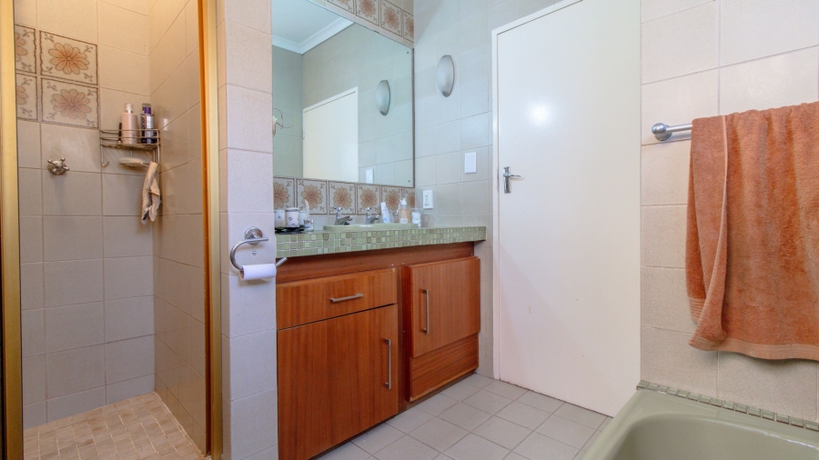 3 Bedroom Property for Sale in Mulbarton Gauteng