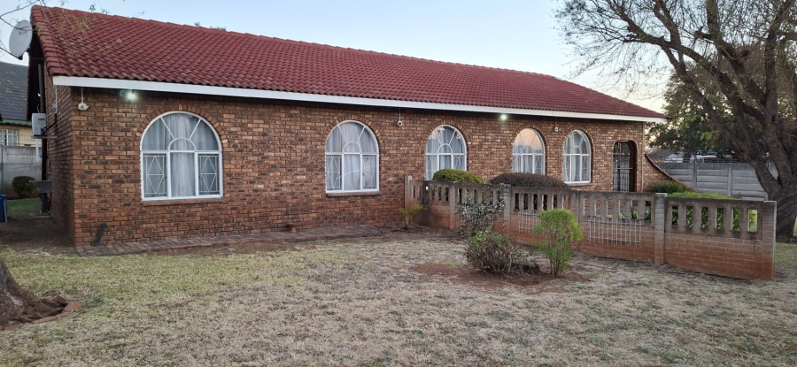 3 Bedroom Property for Sale in Elspark Gauteng