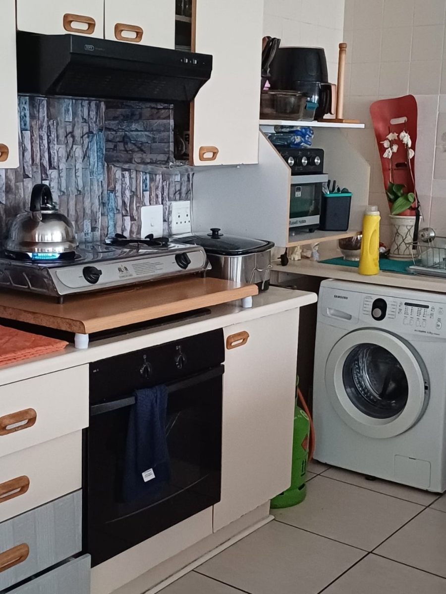 To Let 1 Bedroom Property for Rent in Eden Glen Gauteng