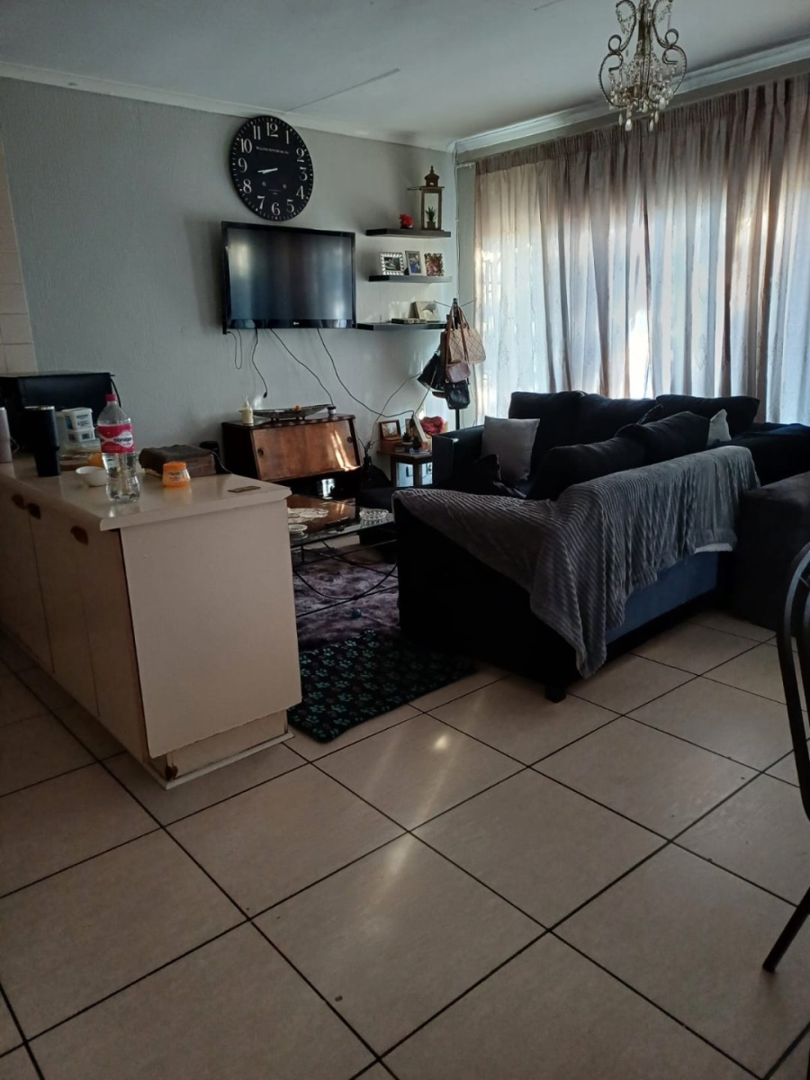 To Let 1 Bedroom Property for Rent in Eden Glen Gauteng