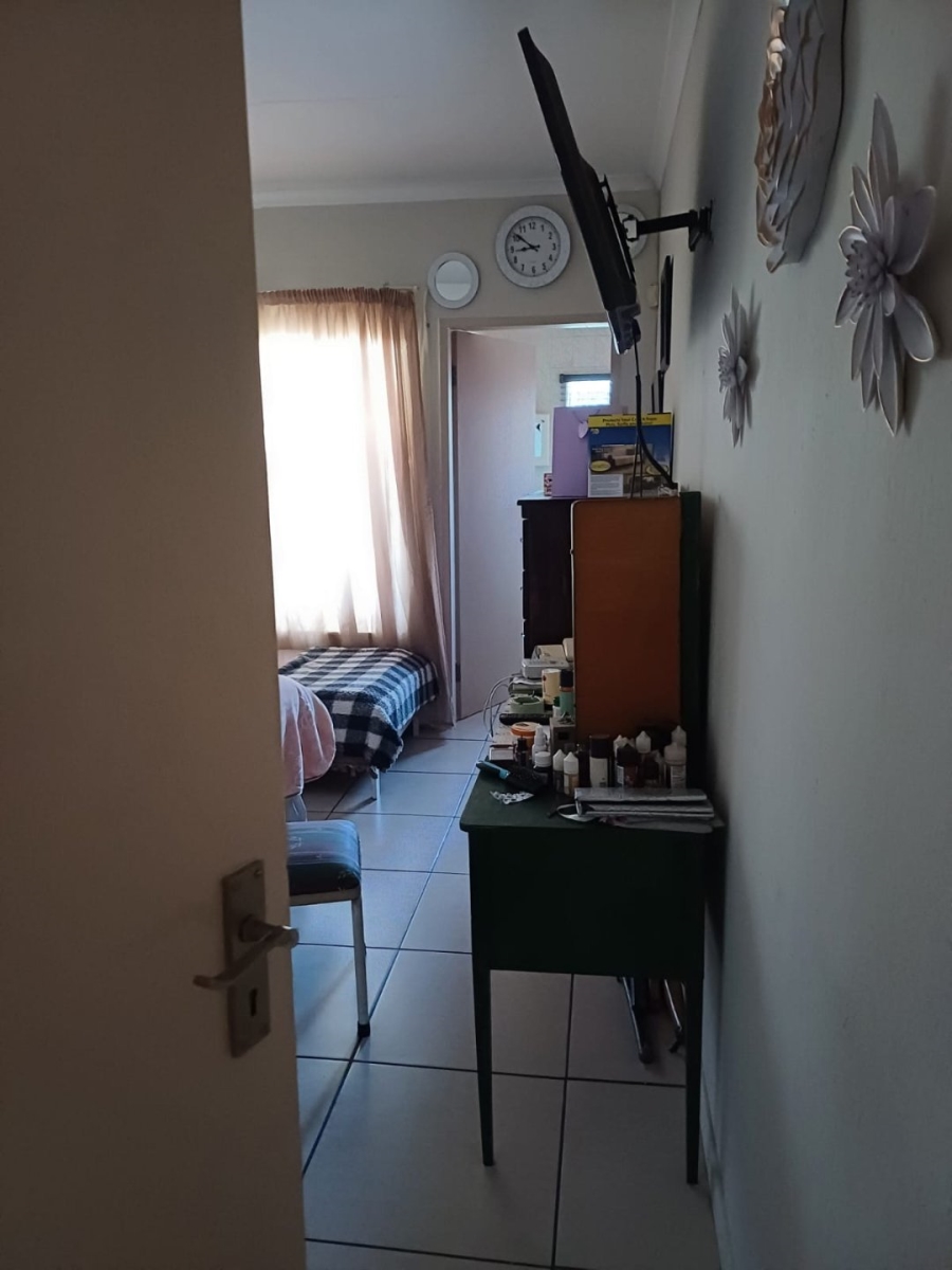 To Let 1 Bedroom Property for Rent in Eden Glen Gauteng