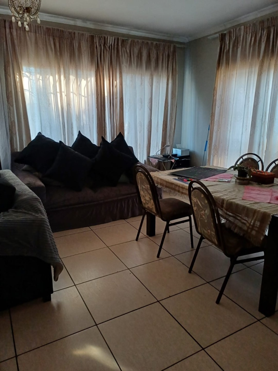 To Let 1 Bedroom Property for Rent in Eden Glen Gauteng