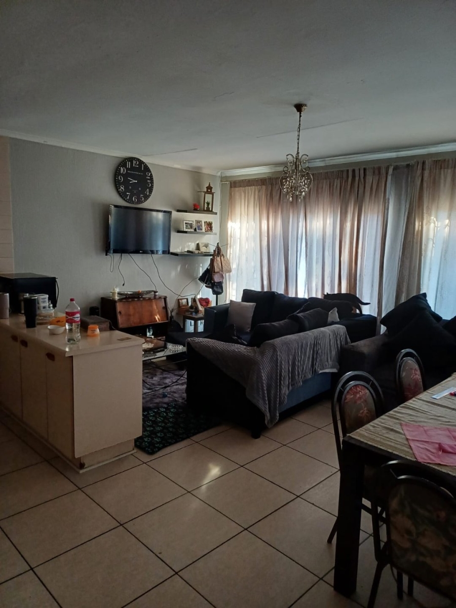 To Let 1 Bedroom Property for Rent in Eden Glen Gauteng